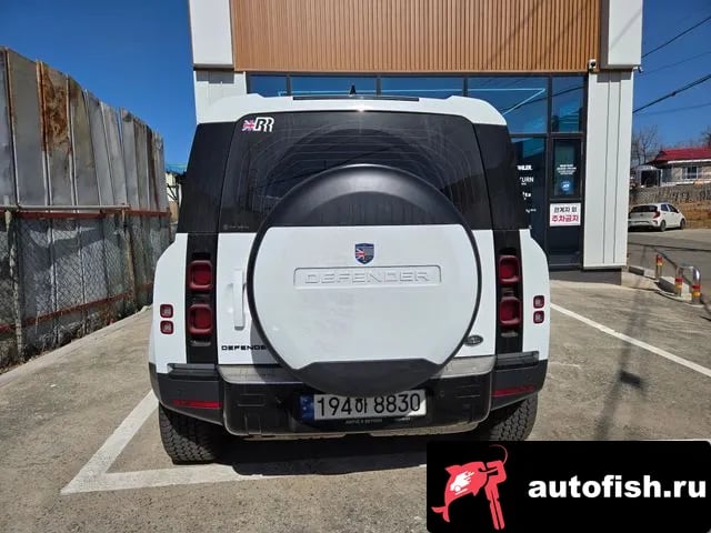 Land Rover Defender Bitdefender (L663) 2023 года - вид 1