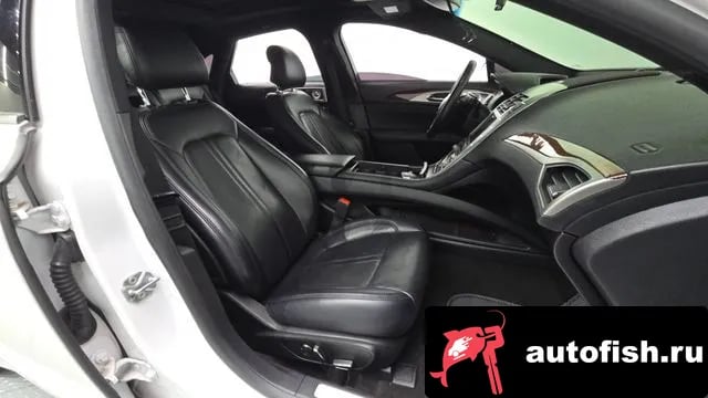 Lincoln MKZ New MKZ 2019 года - похожие автомобили