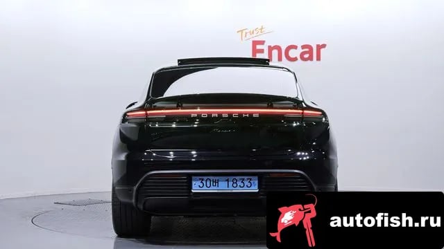 Porsche Macan Makan EV 2025 года - вид 4