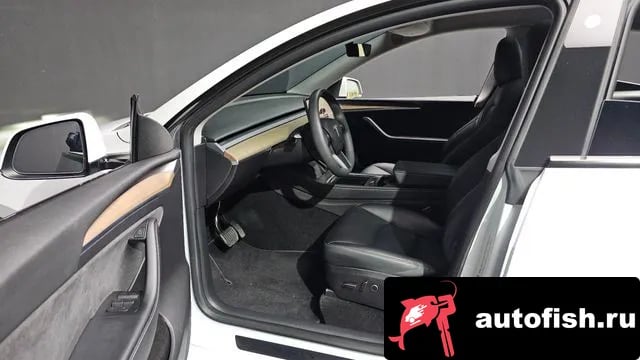 Tesla Model Y Model Y 2023 года - похожие автомобили