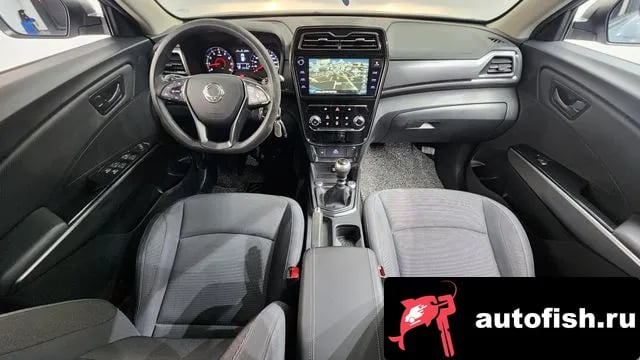 KG Mobility (Ssangyong) TIBOLI Berry New Tivoli 2020 года - похожие автомобили