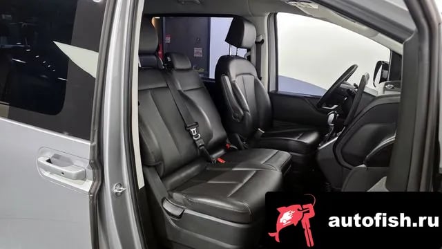 Hyundai Staria Staria 2023 года - похожие автомобили