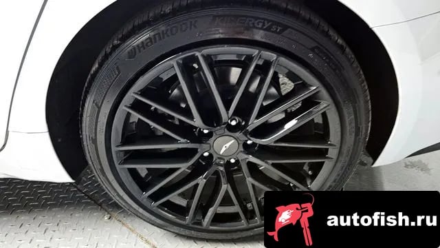 Genesis G70 G70 2018 года - похожие автомобили