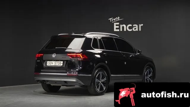 Volkswagen Tiguan Tiguan second Generation 2018 года - вид 2