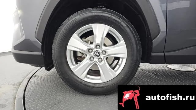 Toyota RAV4 RAV4 5th Generation 2020 года - вид 5