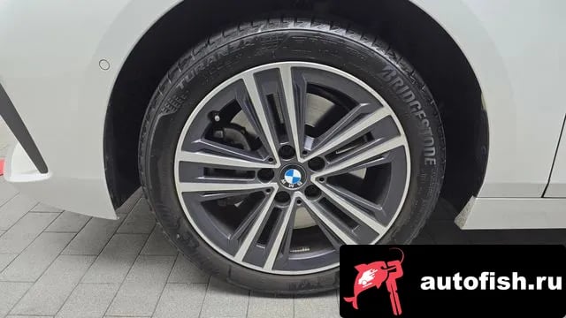 BMW 1-Series 1 Series (F40) 2022 года - похожие автомобили