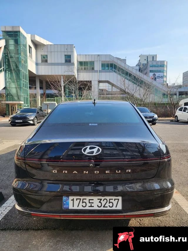 Hyundai Grandeur Granger Hybrid (GN7) 2024 года - вид 2