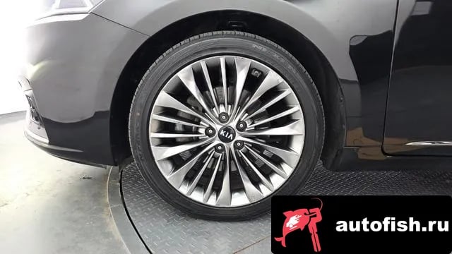 Kia K7 Come New K7 2018 года - похожие автомобили