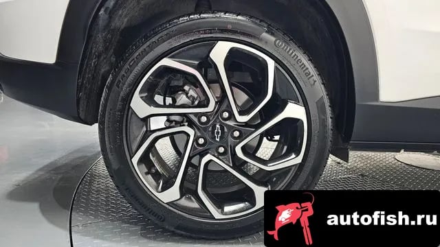 Chevrolet (GM Daewoo) Trax Trax Crossover 2023 года - похожие автомобили