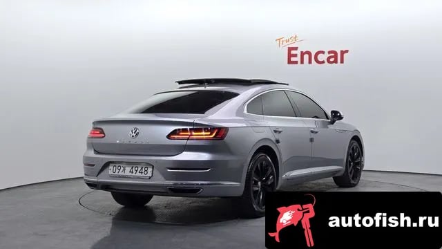 Volkswagen Arteon Atheon 2018 года - вид 2