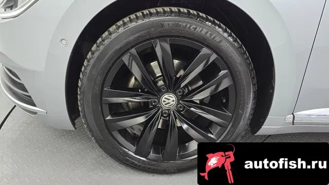 Volkswagen Arteon Atheon 2018 года - вид 5