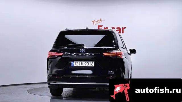 Toyota Sienna Siena 4th Generation 2023 года - вид 3