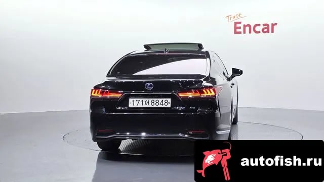 Lexus LS LS500h 5th generation 2018 года - вид 4