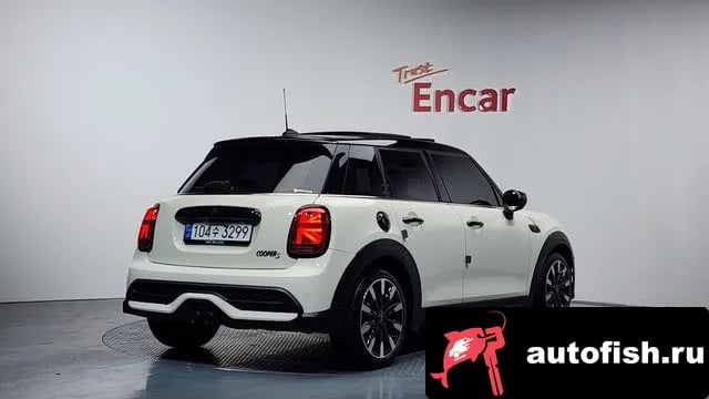 Mini Cooper Cooper S 2022 года - вид 2