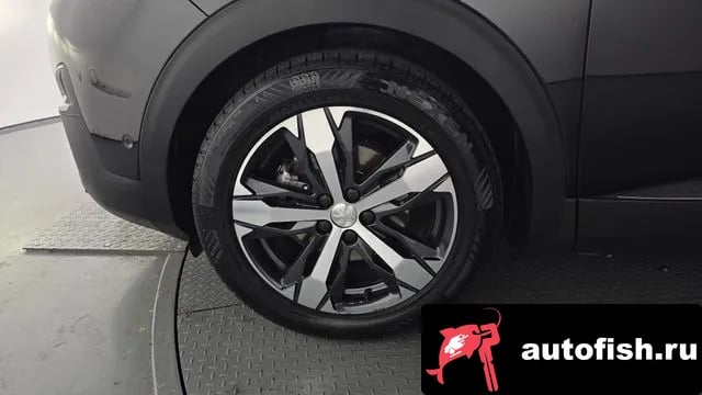 Peugeot 3008 3008 second generation 2020 года - вид 5