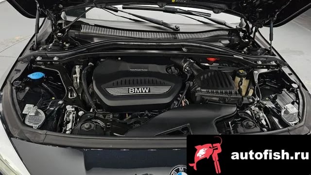 BMW 1-Series 1 Series (F40) 2021 года - вид 6