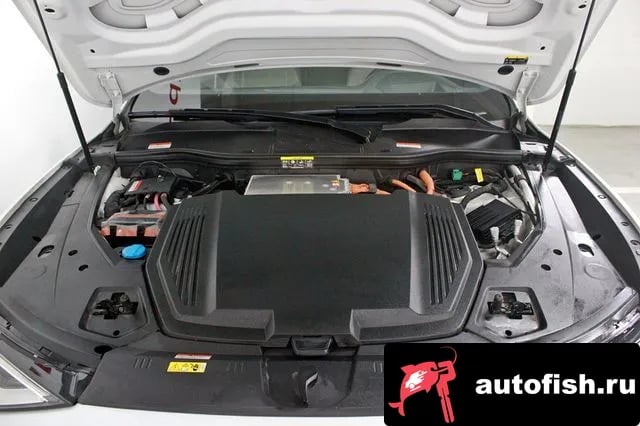 Audi e-tron e-Tron 2023 года - вид 6