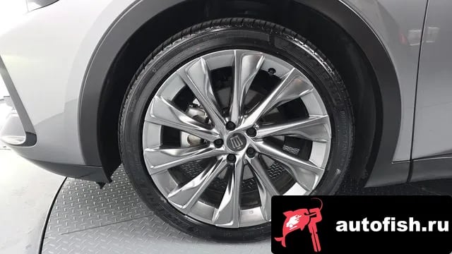 Toyota Crown Crown Crossover 2024 года - вид 5