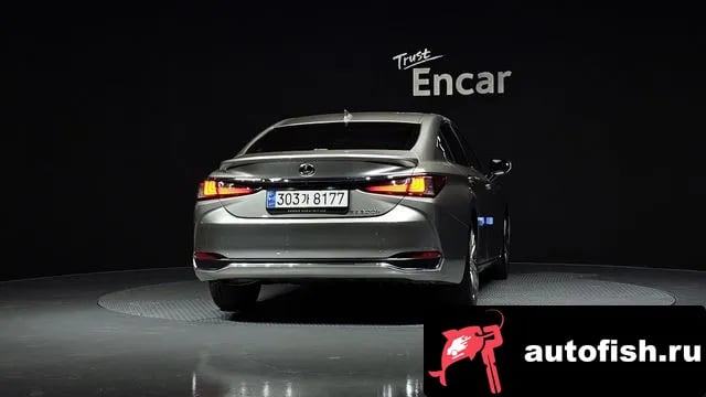 Lexus ES ES300h 7th generation 2023 года - вид 4