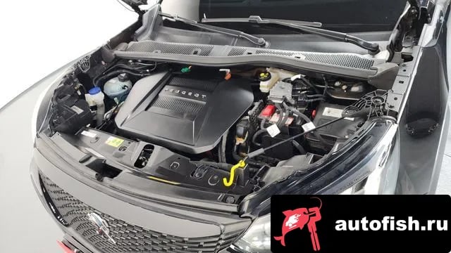 Peugeot 2008 e-2008 second generation 2021 года - вид 6