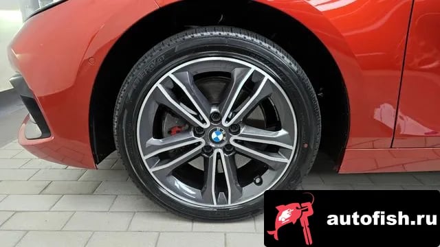 BMW 1-Series 1 Series (F40) 2021 года - вид 4