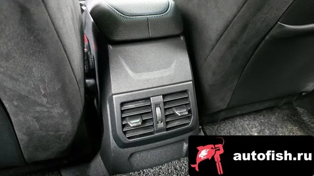 BMW 1-Series 1 Series (F40) 2020 года - похожие автомобили