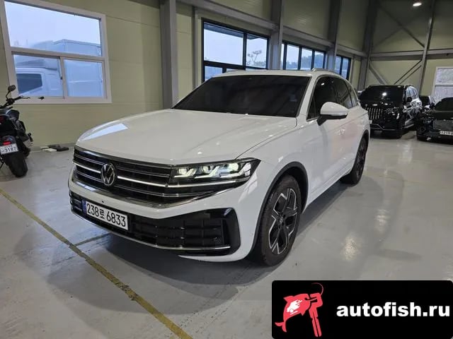Volkswagen Touareg Tuareg 3rd generation 2024 года - похожие автомобили