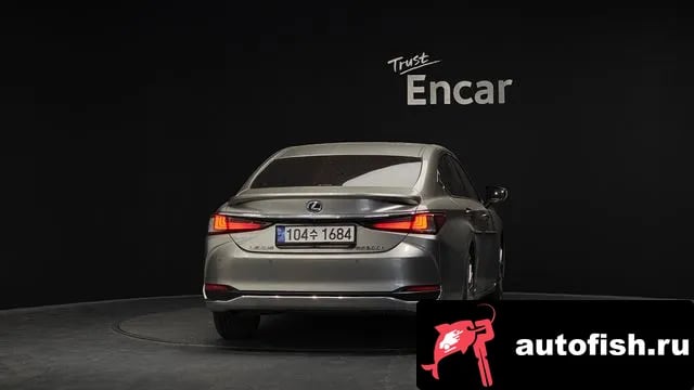 Lexus ES ES300h 7th generation 2022 года - вид 4