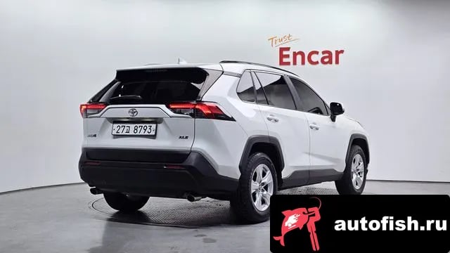 Toyota RAV4 RAV4 5th Generation 2019 года - вид 2