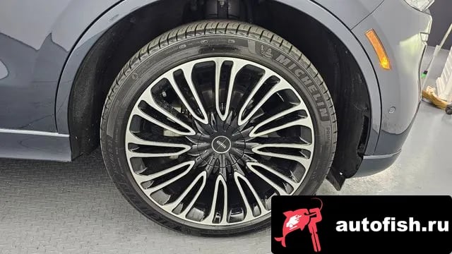 Lincoln Aviator Aviator 2nd generation 2021 года - вид 5