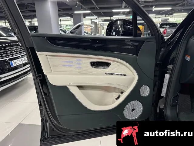 Bentley Bentayga Benteiga 2024 года - вид 6