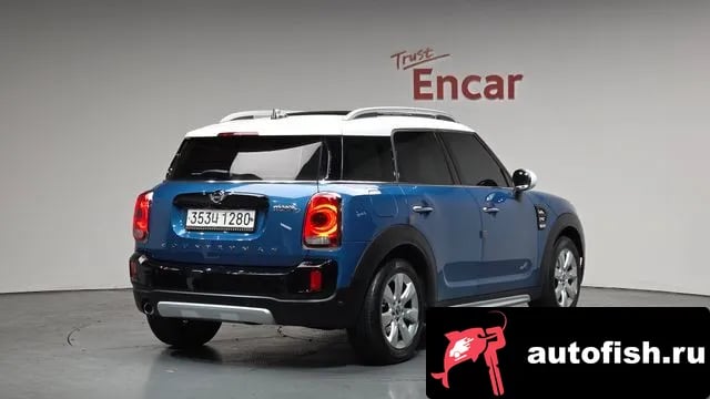 Mini Countryman Cooper D Country Man 2018 года - вид 2
