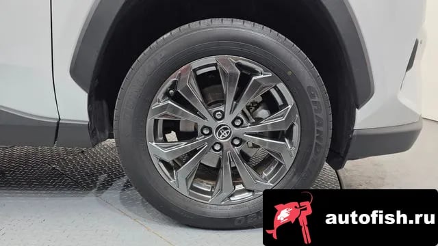 Toyota RAV4 RAV4 5th Generation 2023 года - вид 5