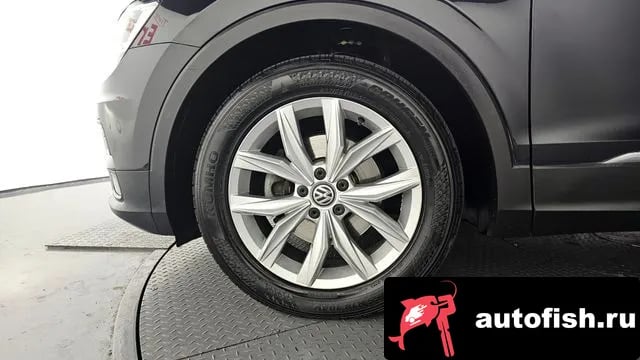 Volkswagen Tiguan Tiguan second Generation 2018 года - вид 5