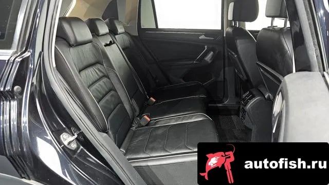 Volkswagen Tiguan Tiguan second Generation 2018 года - похожие автомобили