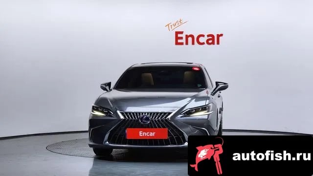 Lexus ES ES300h 7th generation 2022 года - вид 3