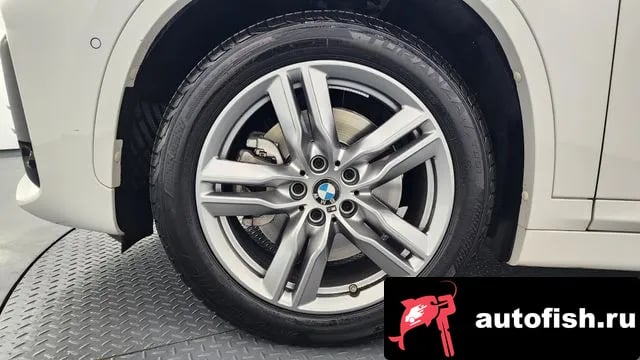 BMW X1 X1 (F48) 2020 года - вид 5