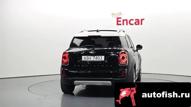 Mini Countryman Cooper D Country Man 2018 года - вид 4