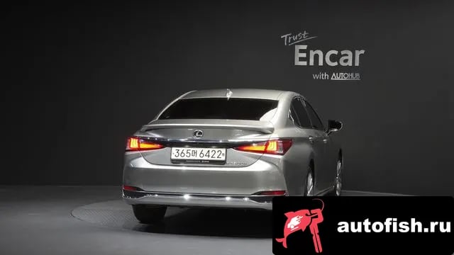 Lexus ES ES300h 7th generation 2023 года - вид 4
