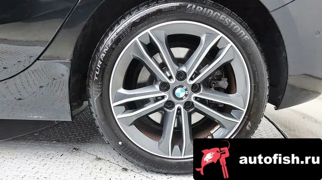 BMW 1-Series 1 Series (F40) 2022 года - вид 6