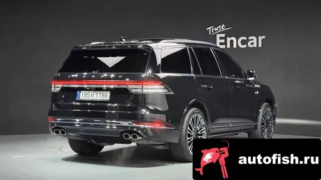 Lincoln Aviator Aviator 2nd generation 2022 года - вид 2