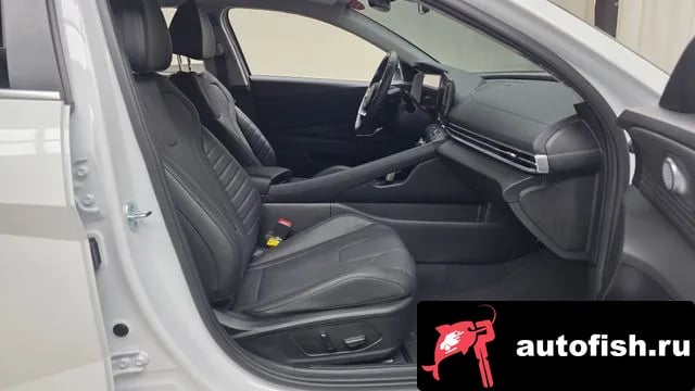 Hyundai AVANTE The New Avante (CN7) 2025 года - похожие автомобили