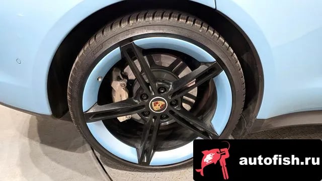 Porsche Taycan Taikan 2021 года - вид 5