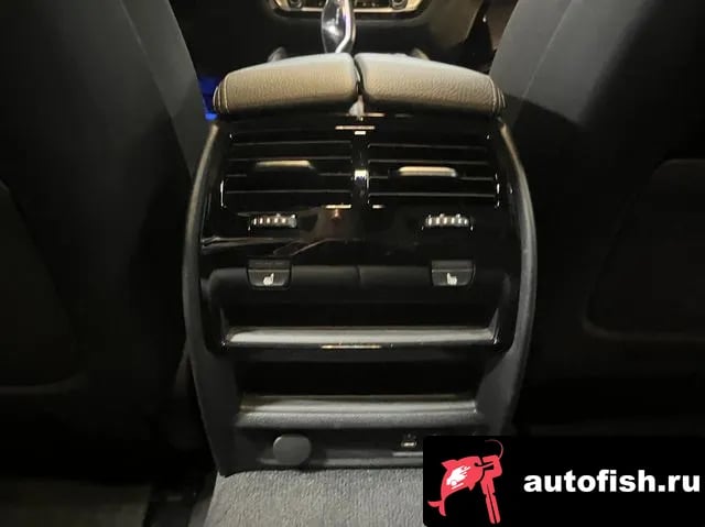 BMW 5-Series 5 Series (G30) 2022 года - вид 6