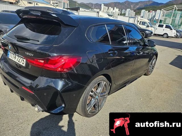 BMW 1-Series 1 Series (F40) 2021 года - вид 6