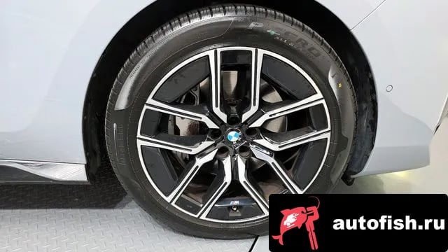 BMW 7-Series 7 Series (G70) 2023 года - вид 5