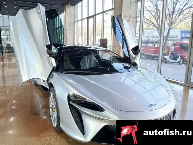Mclaren Artura Atura 2023 года - похожие автомобили