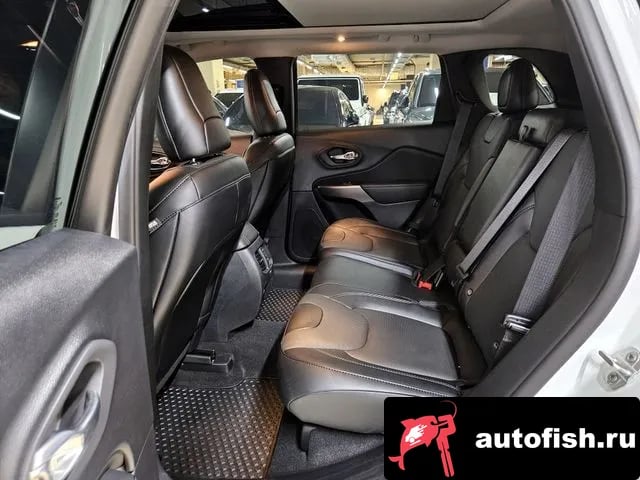 Jeep Cherokee Cherokee (KL) 2022 года - похожие автомобили