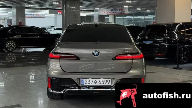 BMW 7-Series 7 Series (G70) 2024 года - вид 4