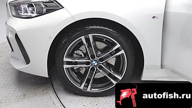 BMW 1-Series 1 Series (F40) 2023 года - вид 5